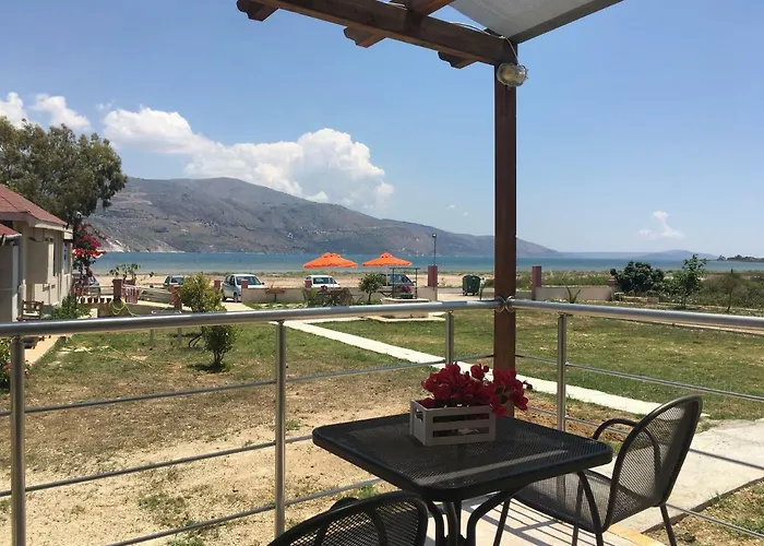 דירה Daphne's Boutique Livádhion