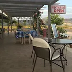 Daphne's Boutique