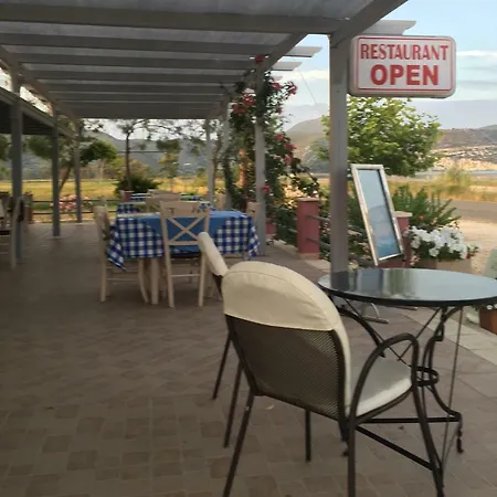 Daphne's Boutique
