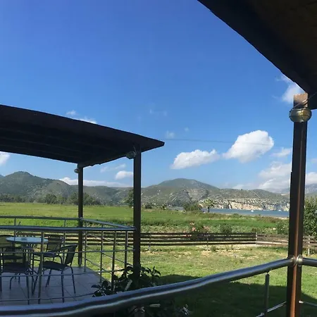 Lägenhet Daphne's Boutique Livádhion